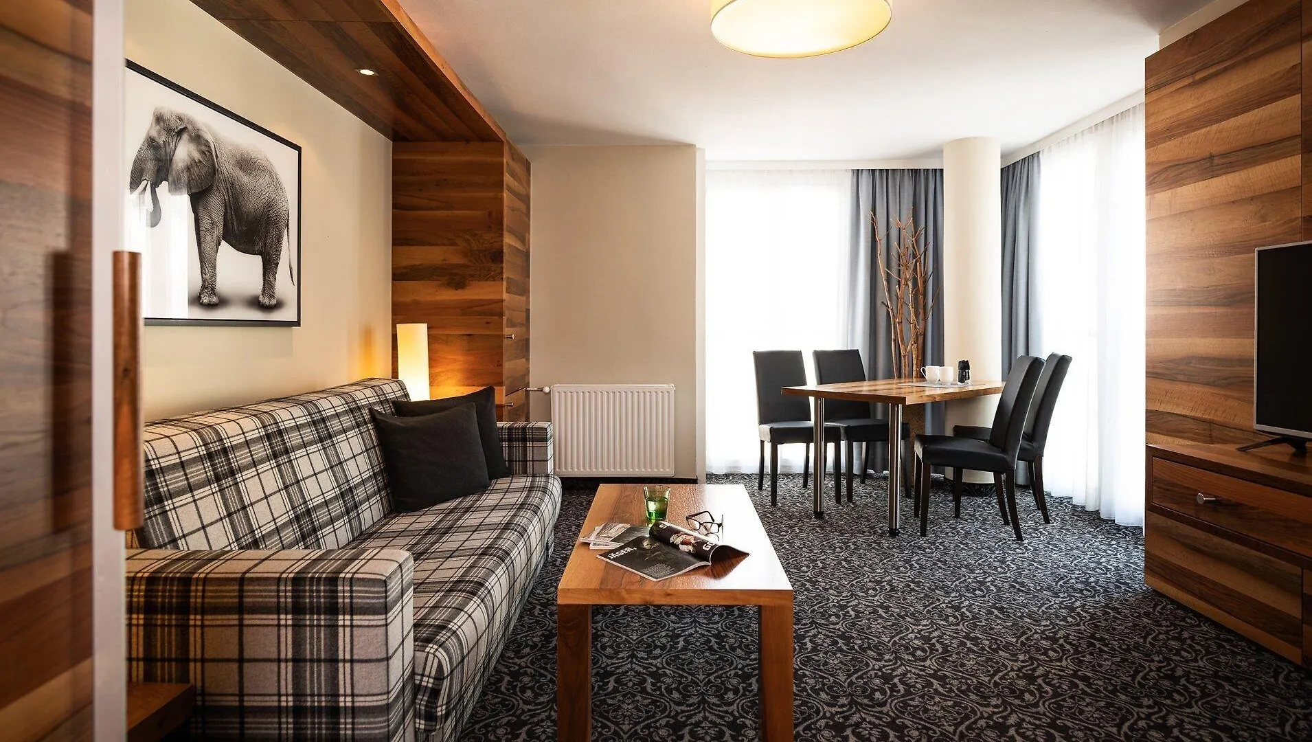 Hotel Grauer Baer Innsbruck 4*,  Austria